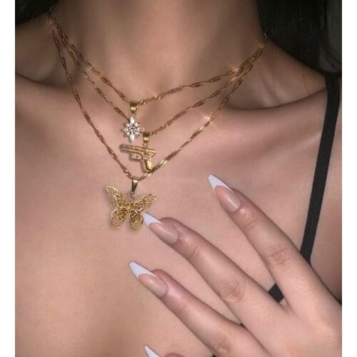 Trendy New Butterfly Flowers Twisted Chain Necklace for Women Punk Gold Color Multilayer Pistol Pendant Necklace Party Jewelry