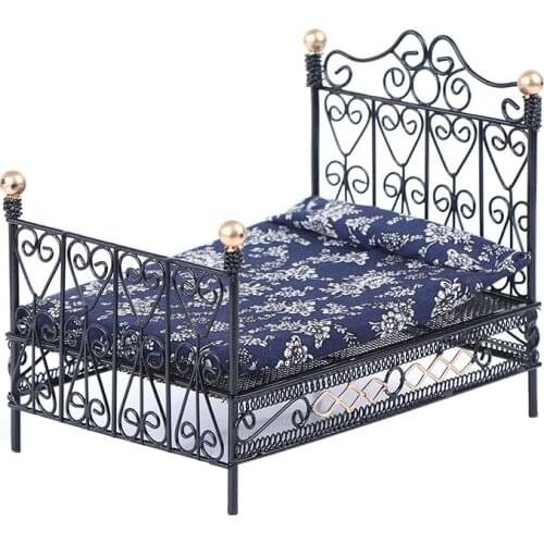 1:12 Dollhouse Miniature Metal European Retro Double Bed Bedroom Furniture Model For Dollhouse Decoration New