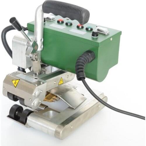 Polyethylene geomembrane welding machine for wastewater treatment lagoon geomembrane installation