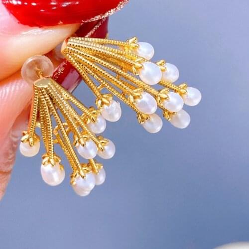 Hot Selling Natural Pearl Earrings For Women Set Fashion Fireworks Design Rice Pearl Earrings Jewelry