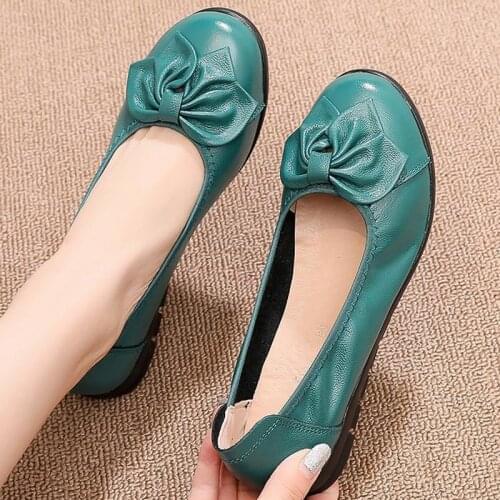 Fashion Butterfly-knot Women flats shoes Genuine Leather Plus size 35-43 Loafers flower Shallow Soft comfortable Moccasin womens