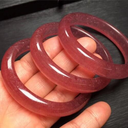 Natural strawberry crystal bracelet, strawberry dots are clearly visible crystals, transparent red crystal jewelry