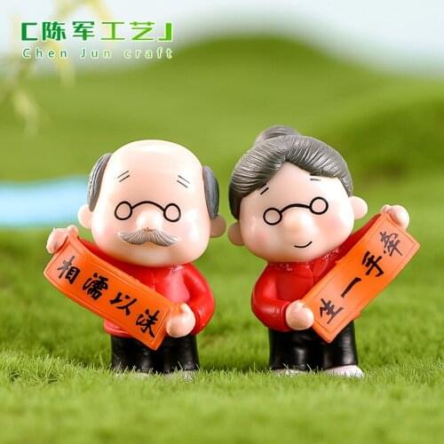 1set Mini Figures Chair Grandma Grandpa Sweety Lovers Couple Ornament For Fairy Garden Figurines Miniature Home Decoration