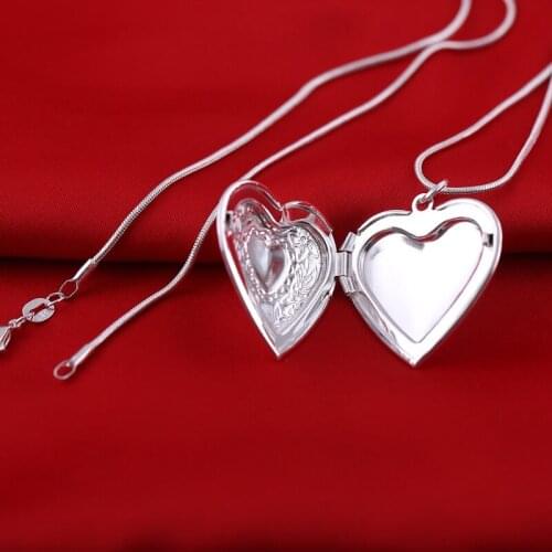 Silver Color Love Heart Locket Pendants Romantic Heart Photo Frame Necklaces fr Women Gifts Can Be Opened Love Keepsake Jewelry