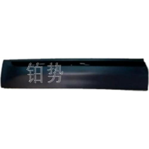 Car Black insert molded under the front door Insert-Outside door LH 2012ran ger ove rev oqu e Front door trim bright black L