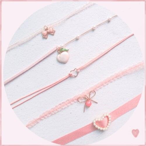 Japanese Kpop 2021 Spring New Pink Peach Heart Pendant Choker Short Clavicle Necklaces Fashion For Girl Cute Aesthetic Jewelry