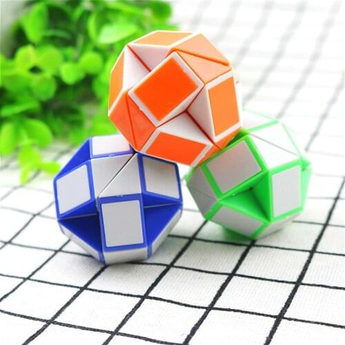 1pcs Mini Magic Cube Snake Toy Ruler Magic Snake Twist Fun Ploy Puzzle Hot Selling Random Color
