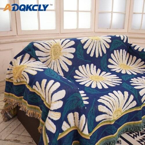ADQKCLY Thick Sofa Cover Chrysanthemum Pattern 100% Cotton Sofa Towel for Double/Three Seat Sofa Toalla As Bedspread Sheet 1PC