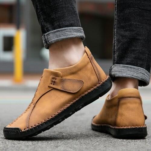 Brand 2021 New Fashion Men Handmade Leather Boots Outdoor Non-slip Motorcycle Boots Comfortable Soft Casual Boots Big Size 48