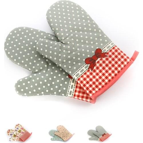 Bake high temperature microwave oven gloves heat preservation and heat slip thickening and long high temperature