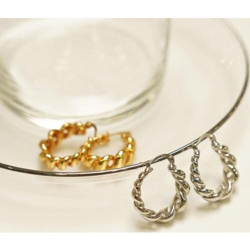 Q14 RISPADA retro metal twist hoop earrings minimalist jewelry geometric earrings