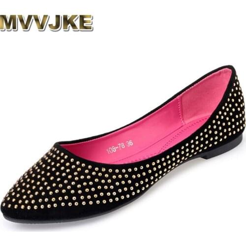 MVVJKEnew Lady soft sole Flats Shoes for drivepregnant woman fashion shoes Women Springsummer Shoes pointed toe shoes rivetsE247