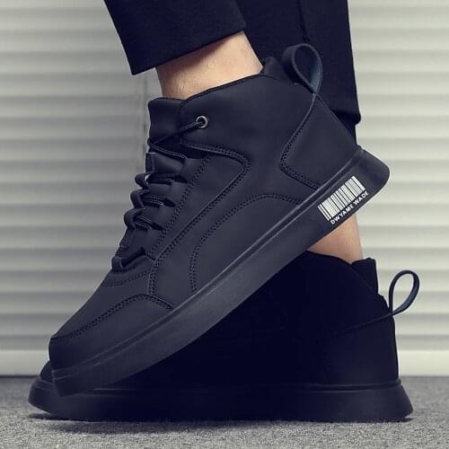 Classic Mens Fashion Sports Shoes Outdoor Casual Sports Shoes Casual Shoes 2021 Luminous Mens Sports Shoes