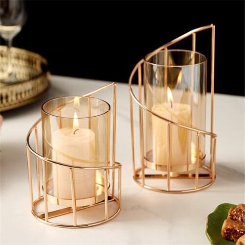 1pcs European Romantic Geometric Candlestick Golden Iron Candle Holder Cup Home Decoration Wedding Party Decoration