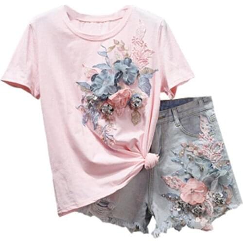 Fashion suit female summer New three-dimensional flower loose short-sleeved T-shirt top with washed denim shorts two-piece set