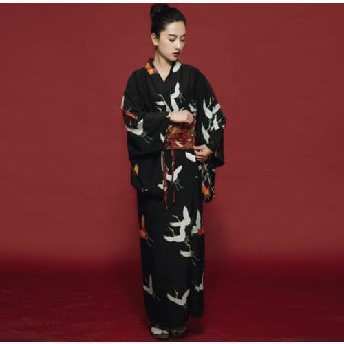 Femme traditionaljapanese kimono quimono haori yukata novo sentimento roupas obi geisha traje preto