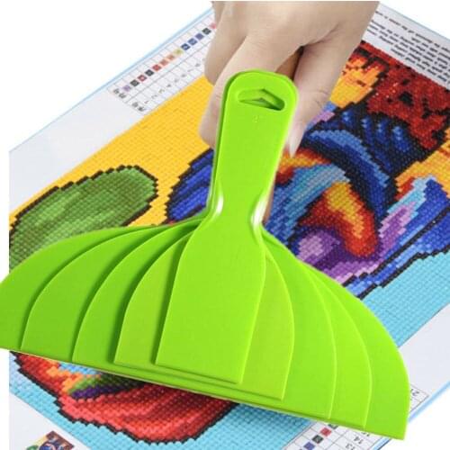 New Fixed Tool For DIY Diamond Painting Cross Stitch Tool Diamond Embroidery Accessories Plastic Corrector Drill Orderliness