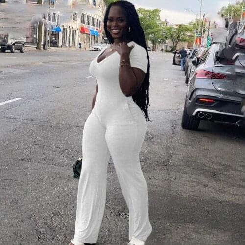 ChocoMisty-LadyPlus Plus-size Jumpsuits & Rompers Solid Color Slim-fit Pocket Jumpsuit 86710