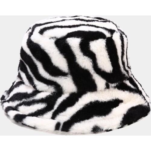 2021 new Womens Winter zebra Bucket Hat Outdoor Vacation Panama Black Solid Thickened Soft Warm fashion Fishing Cap
