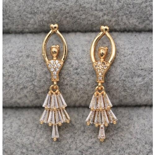 Trendy Gold Plated Copper Stud Earrings White Zirconia For Women Fashion Jewelry Accessories Wedding Anniversary Gifti