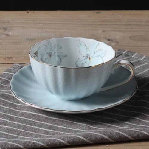 200 ML Europe Style Ceramic Bone China Coffee Set Cup and Saucer Spoon Kit Hand Painted Cuckoo Pattern CoffeeTea Mug