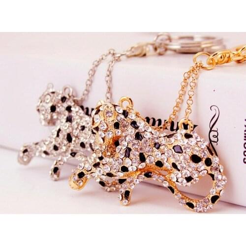 Fashion Creative Cheetah Keychain Animal Metal Pendant Rhinestone Leopard Mens Keychain Gift 2020 New