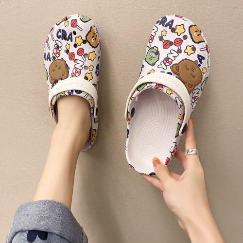 Torn shoes female summer non-slip outer wear ins cute cartoon fashion girl beach Baotou net celebrity home non-slip slippers