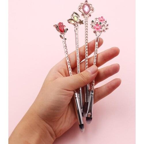 Beauty and the Beast Rose Flower Makeup Brushes Set Girl Eyeshadow Eyebrow Brushes Highlighting Make Up Brush Pincel Maquiagem