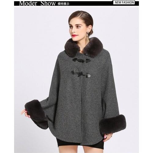 Hotsale luxury three-color classic European and American fashion imitation rabbits fur collar poncho plain warm knit shawl