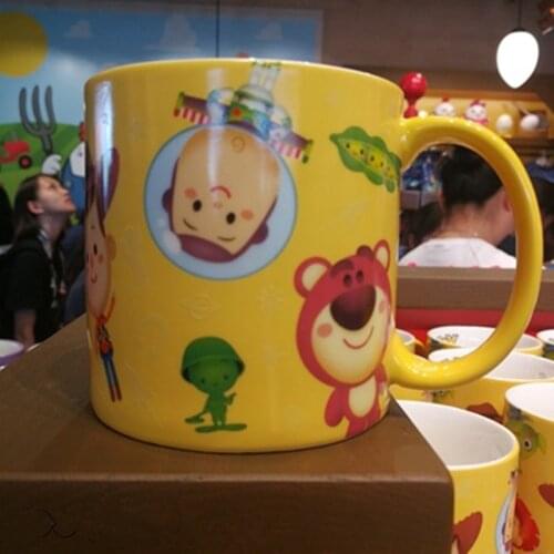 Cartoon Creative Shanghai Disney Toy Story Strawberry Bear Buzz Lightyear Woody Ceramic Mug Gifts for Children AG2245