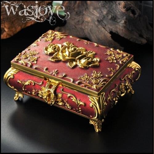 Classic tin alloy metal European Gothic queen jewelry display princess jewelry keepsake souvenir box case jewelry box Z003A