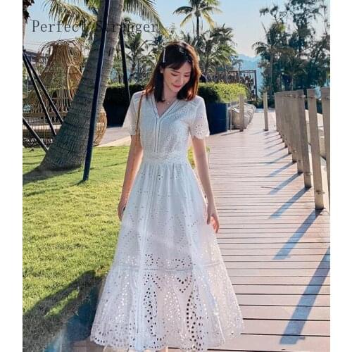 2020 Autumn New Arrival High Quality Hot Sale V Collar Flower Printed Long Sleeve Women Long Dress Plus Size M-4XL