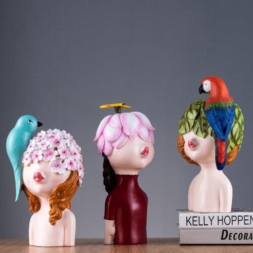European Resin Bird Boy Girl Ornaments Home Livingroom Table Statue Figuirnes Crafts Hotel Office Desktop Furnishing Decoration