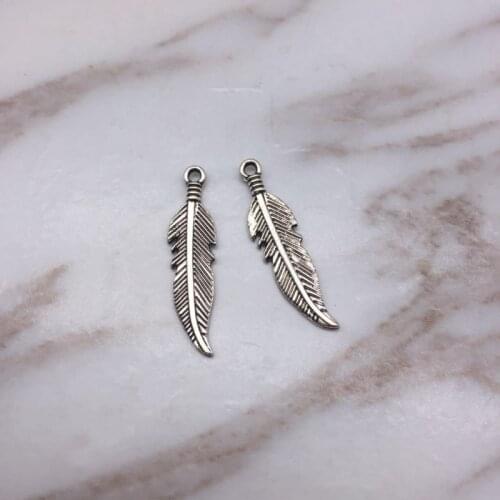 Small Bridge Decorative Feathers