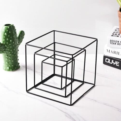 European Creative Geometric Ornaments Home Accessories Living Room Tv Wine Cabinet Craft Wrought Iron Decorations