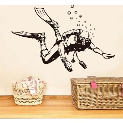 Scuba Diver Vinyl Wall Sticker For Living Room Diving Sports Man Wall Art Decals Sea Ocean Diving Mural Poster AJ612
