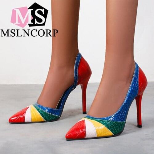 New Style Middle-heeled Female Summer Korean Version of Fashion Nude High-heeled Pointed Leather Hollow Fine Heel Baotou Sandals