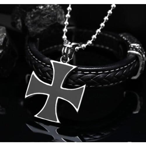 Retro Unique Fashion Mens and Womens Iron Cross Necklace Pendant 2021 Latest Cross Pendant Necklace