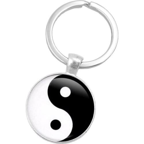 Cheap Fashion Jewelry with Glass Cabochon YinYang Taichi Pattern Cute Car Keychain Ring for Unisex Gift