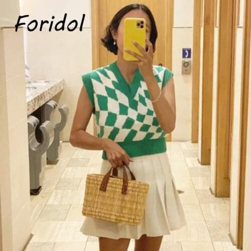 Casual Knitted Sweater Vest Women Vintage Sleeveless V Neck Waistcoat Autumn Winter Vest Coat Fashion Soft Pullover Outfit Green