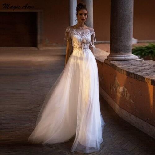 Magic Awn Vintage Princess Wedding Dresses 2021 Lace Appliques Illusion Beaded Tassel Bridal Gowns Sweep Train Vestido Boda