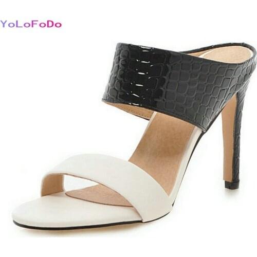 YoLoFoDo Women's Slippers