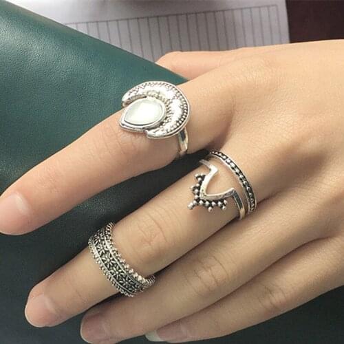 Hot Bohemia Vintage Carved Moon Opal Rings Fashion Charm Wedding Party Jewelry Rings Set For Women Gift 4 Pcs/Set