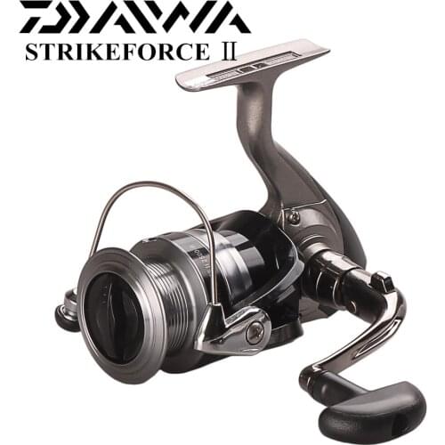 Original DAIWA STRIKEFORCE II Spinning Fishing Reel 2500 3000 4000 Carp Fishing Reels Saltwater Molinete Carretilhas De Pescar