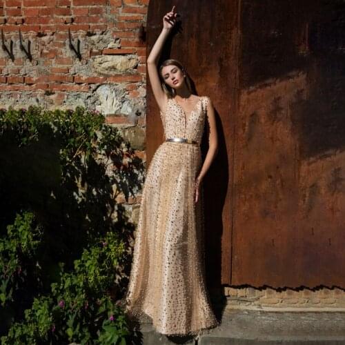 V-neck Pearls Beading Golden Crystals A-line Prom Dress with Metel Sash Gold Evening Dress vestido de novia princesa
