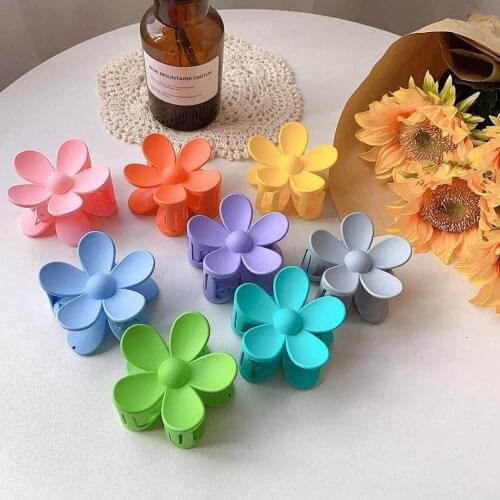 Flower Hair Claws For Women Girls Sweet Hairpins Candy Colors Hair Clip Crab Resin Barrettes Headband Fashion Hair Accessories