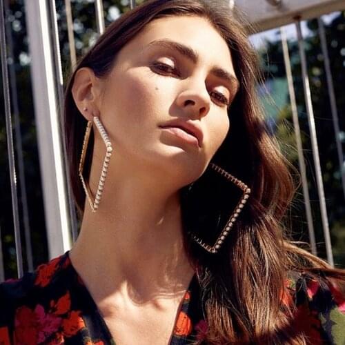 New Arrival Women Fashion Shiny Crystal Gems Square Hoop Earrings Jewelry Hot Sale Trendy Statement Earrings Accessories