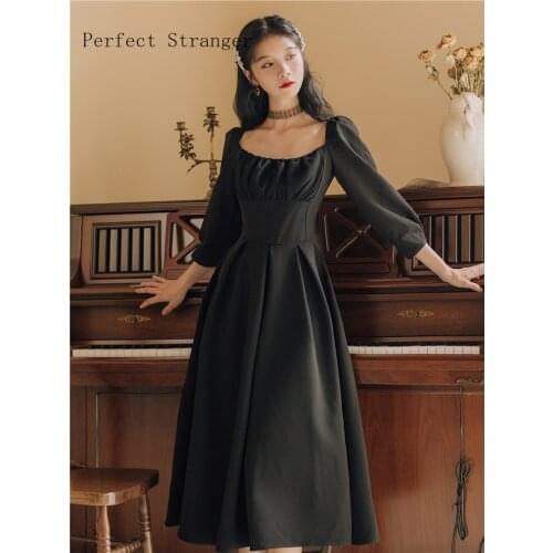 2021 Winter New Arrival Princess Style Elegant Square Collar Lantern Sleeve Woman Long Velvet Dress Black