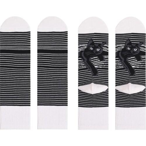 066C Unisex Novelty Black White Striped Crew Socks Cute Cartoon Cat Print Hosiery
