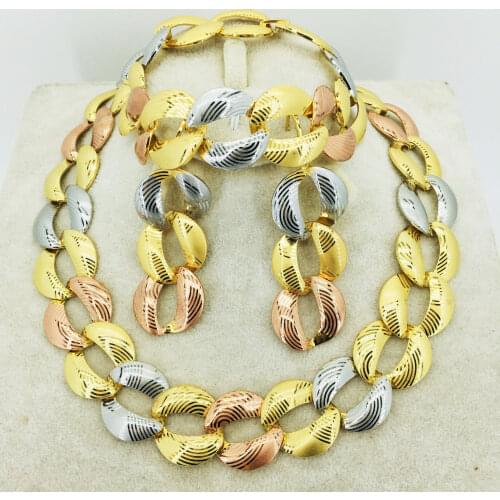 Fashion Dubai gold jewelry set African bridal wedding gift for women Saudi Arabia Necklace Earrings collar jewelry